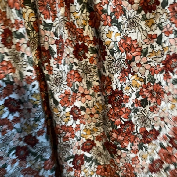 Floral Tank - Picture 2 of 4